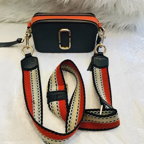 Marc Jacobs Black and Orange Crossbody Bag with Gold Accents - Picture 5 of 7